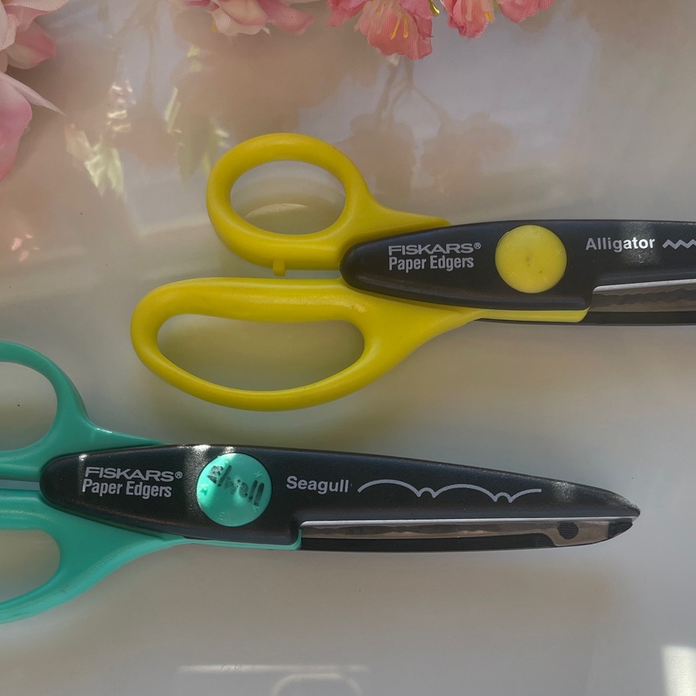 Fiskars Decorative Scissors Set - Picture 2 of 3